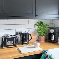 Morphy Richards Verve Black Jug Kettle 19 Morphy Richards Verve Black Jug Kettle -Morphy Richards Sales Shop 103010 1