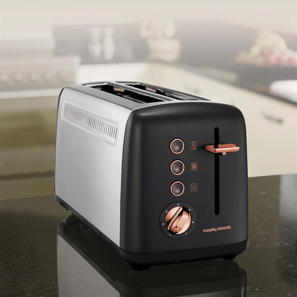 Morphy Richards Rose Gold Collection Black 4 Slice Long Slot Toaster 4 Morphy Richards Rose Gold Collection Black 4 Slice Long Slot Toaster - Image 2